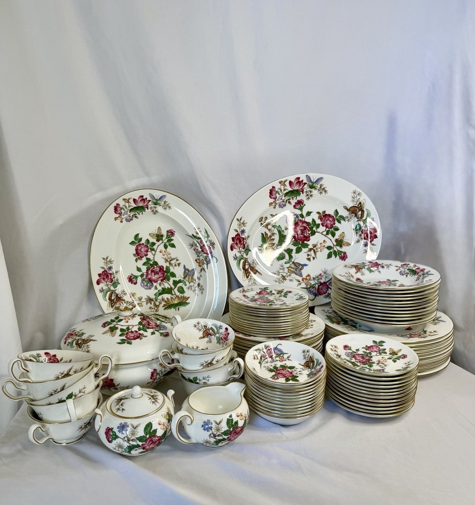 Wedgwood Charnwood full set