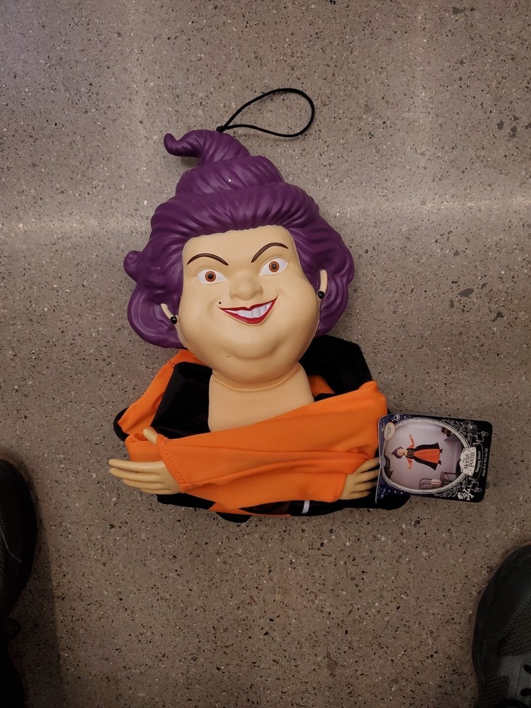 Halloween Hocus Pocus Mary Hanging Figure Decoration 34
