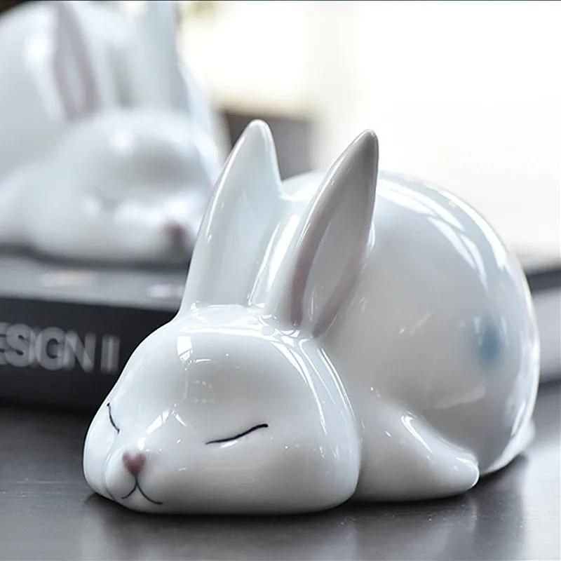 Figurine Rabbit Multicolor Ceramic Romantic Small Carved Free Stand Home Decor