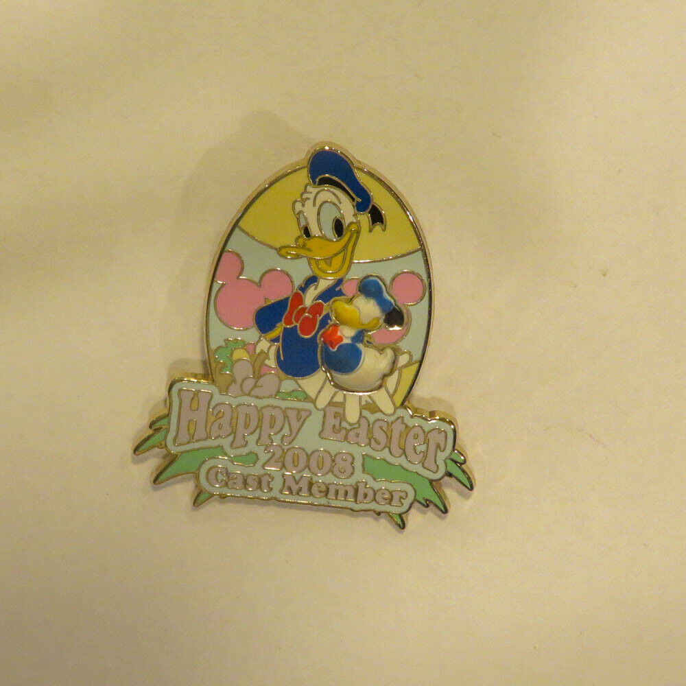 Disney Happy Easter Donald Duck Cast Member Rubber 3D Pin