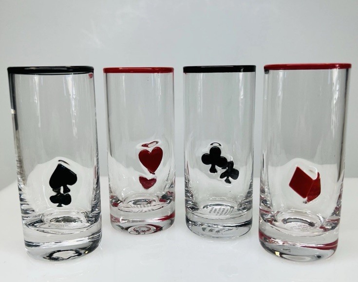 ❤️NIB “Anthropologie Inspired” Poker Themed Shot Glass Set