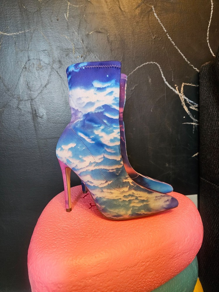 Cloud stiletto heels size 7.5 womens