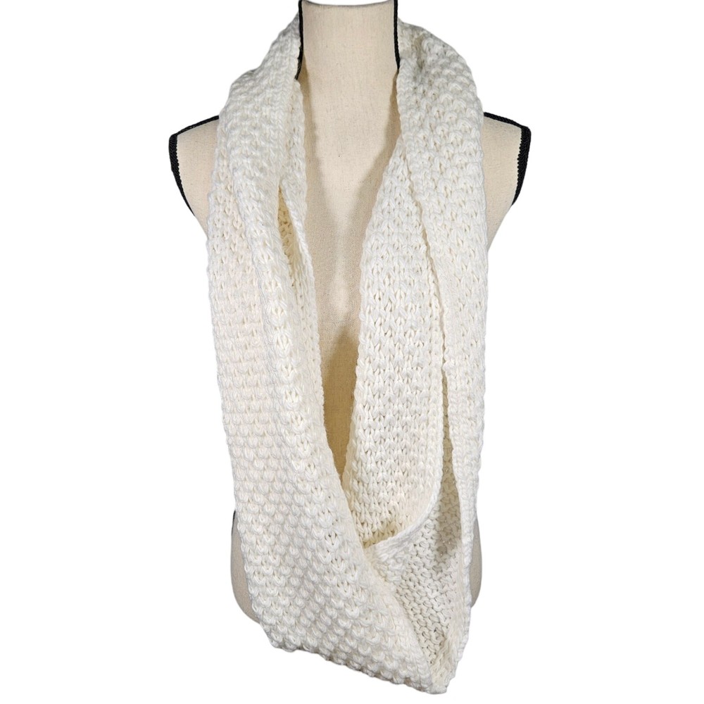 Olsenboye Ivory Sweater Infinity Scarf Oversized Like New