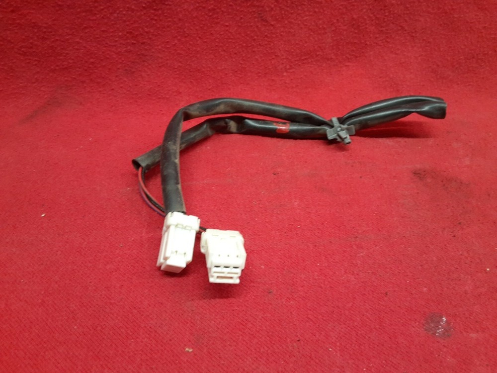 2002 2003 2004 Infiniti I35 RIGHT PASSENGER INNER TRUNK Tail Light PIGTAIL WIRES