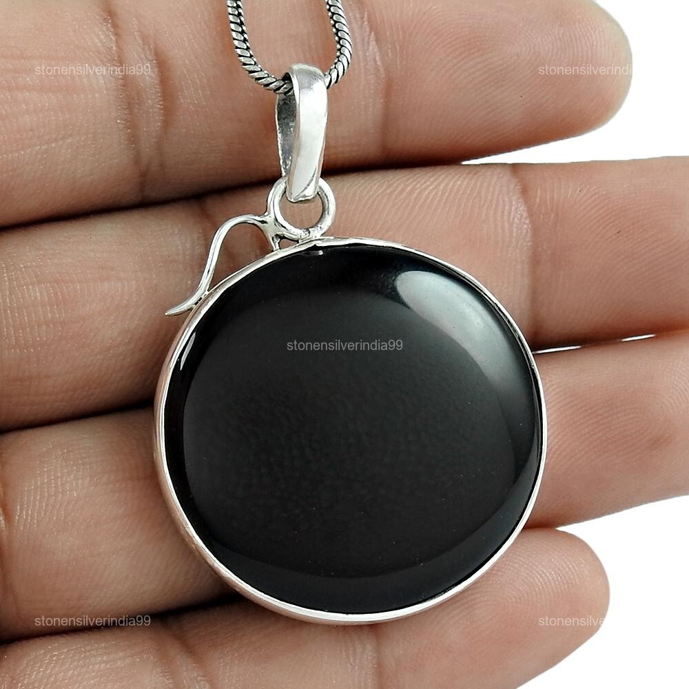 Mothers Day Special Solid Silver August Oval Onyx Pendant-image