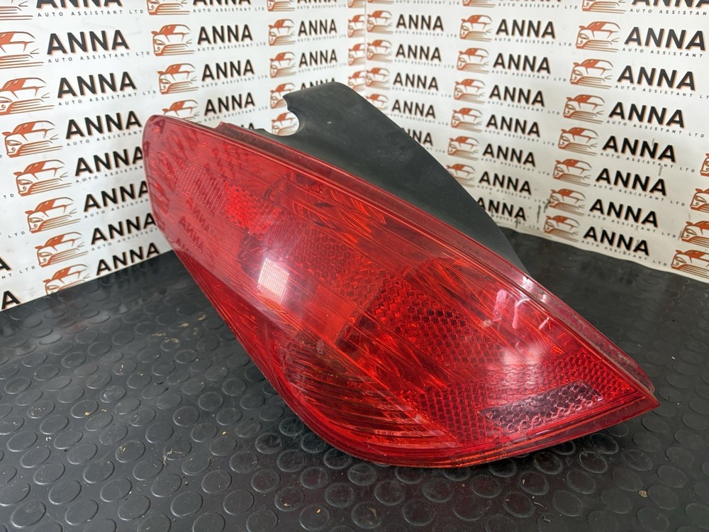 Peugeot 308 1.6 Diesel Left Passenger Side Rear Taillight 9680425980