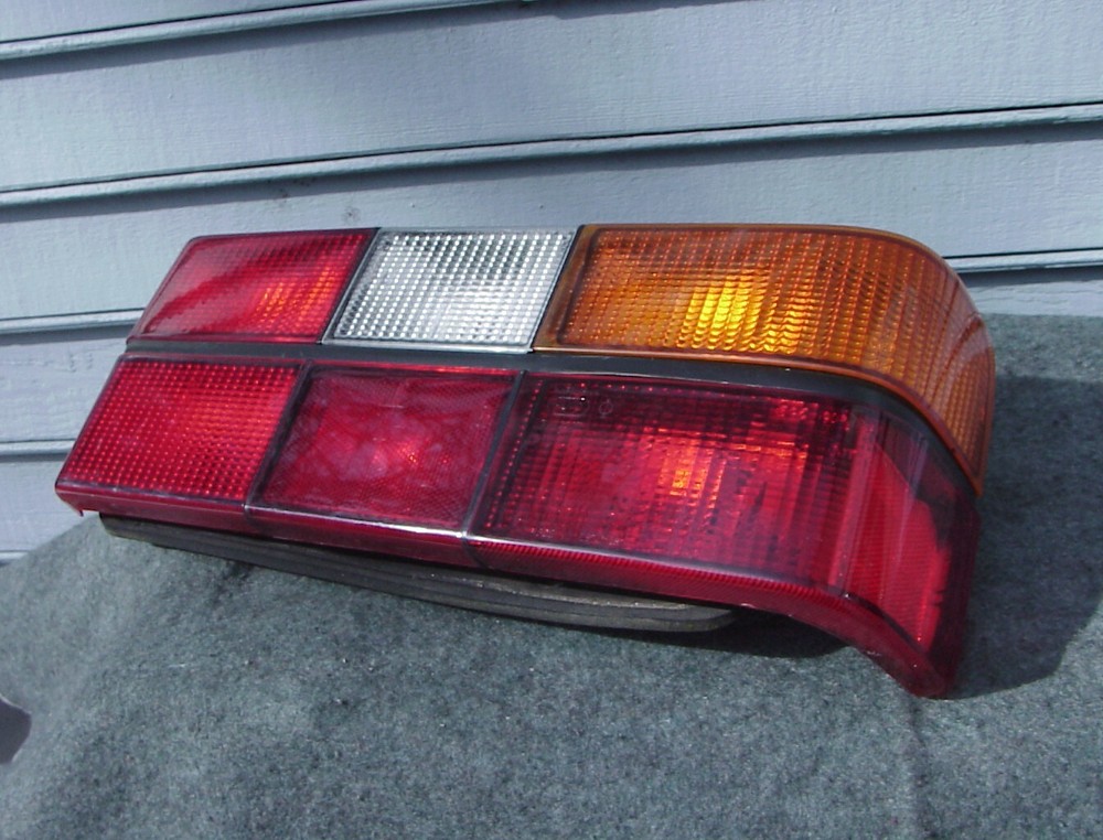 Volvo 240 Sedan Right Tail Light OEM Cibie 1372450 with 2 Replacement Lenses