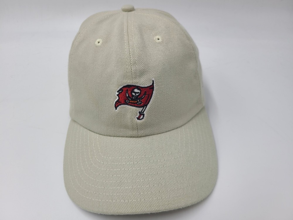 Vintage Tampa Bay Buccaneers Reebok Adjustable Hat for Men Women NFL Beige Cap