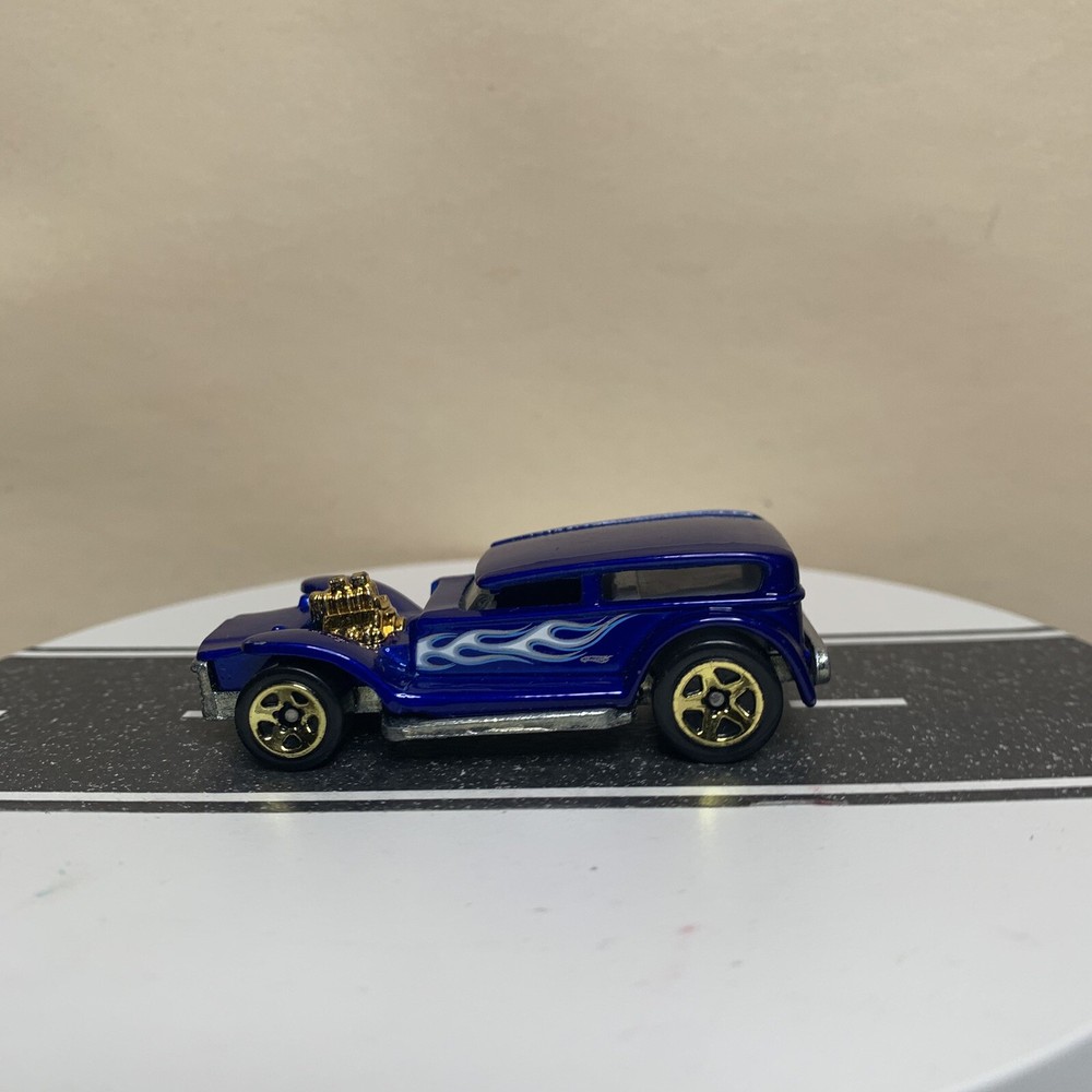 2010 Hot Wheels Custom Car Series 1969 The Demon Blue w/Flames & Gold 5sp NM