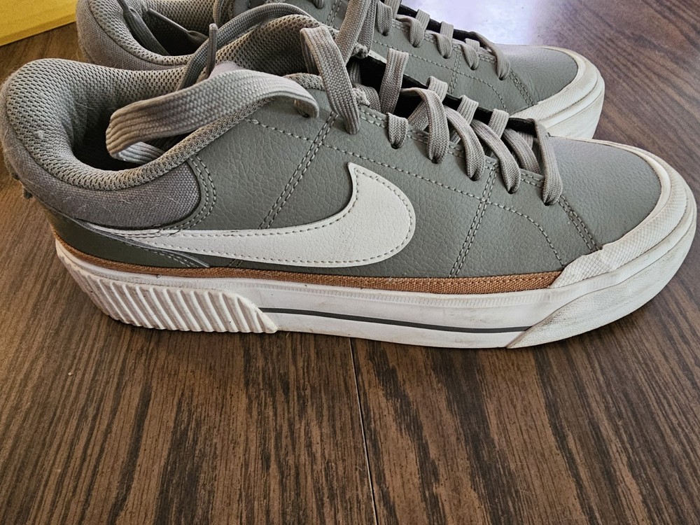 Nike Court Legacy Lift Women's Shoes Size 10 White/Green