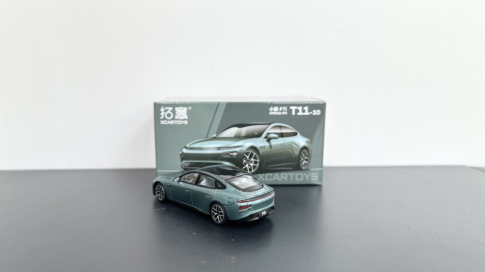XCARTOYS 1:64 Scale Green Xpeng P7i EV Sports Model Diecast Metal Car