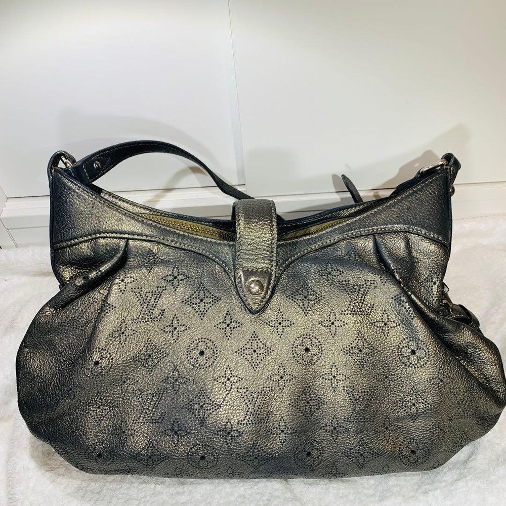 Louis Vuitton Monogram Mahina XS Shoulder Bag Argent M95718 Authentic Used F/S