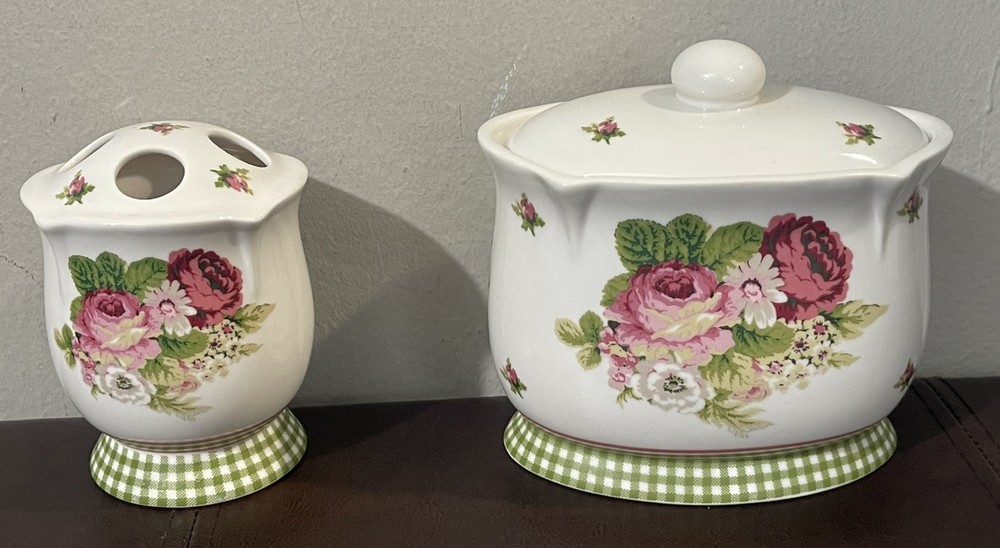 Waverly Lot Of 2 Floral Ceramic Bathroom Accessories