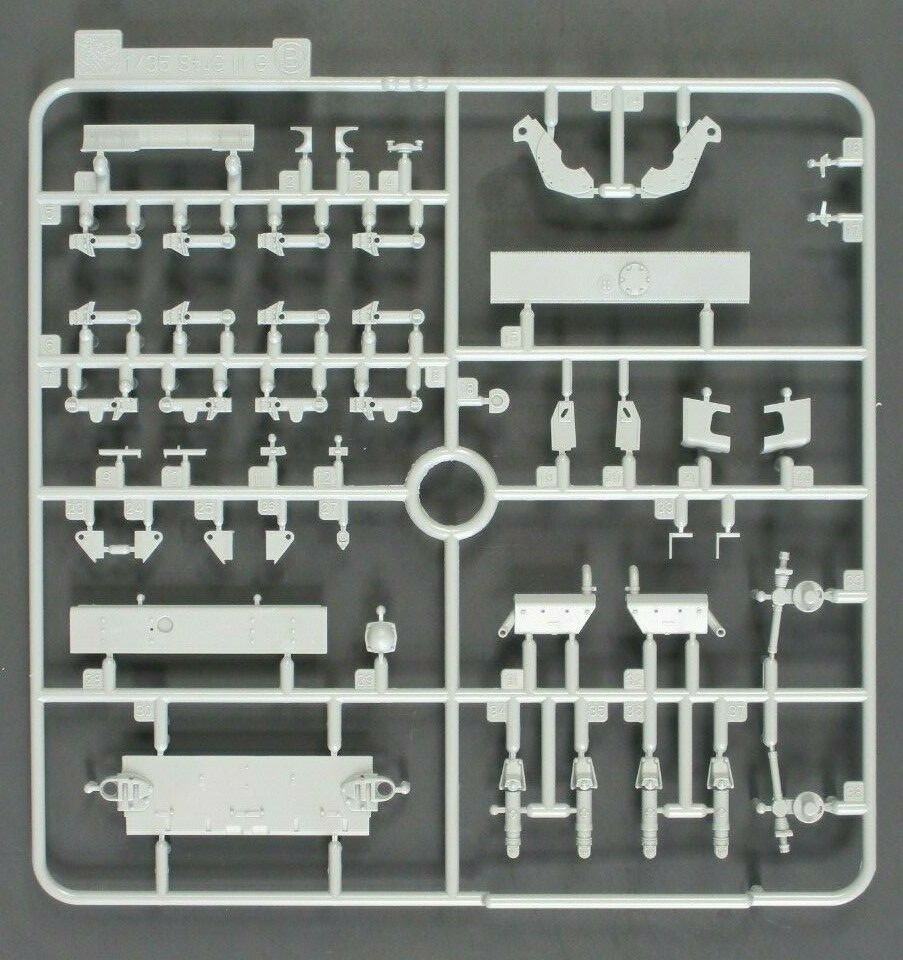 1/35 Cyber Hobby Stug III G with Muffler Parts Tree B Kit 6229-image
