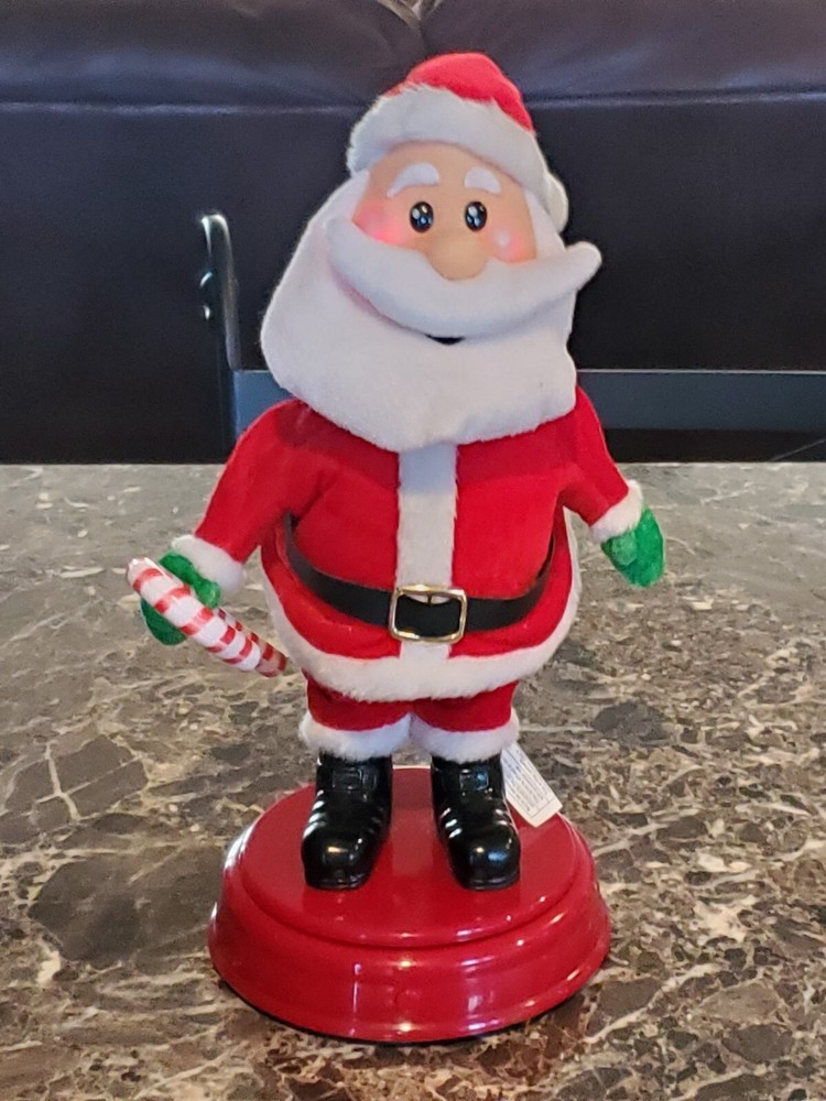 Animated Twerking Santa Dancing to I Like to Move It Rare Christmas Decoration