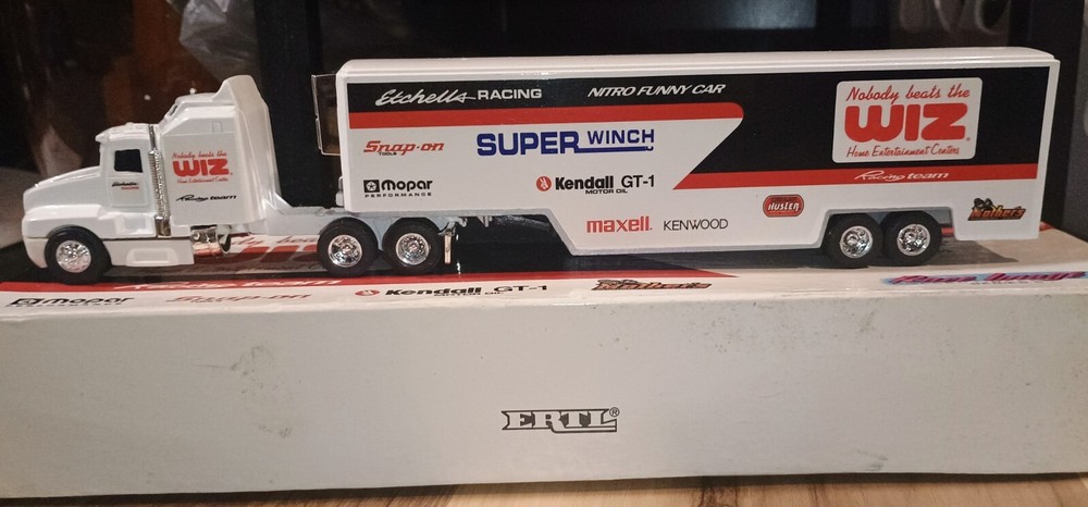 ERTL Etchells Racing. The Wiz Racing Transporter Diecast Model