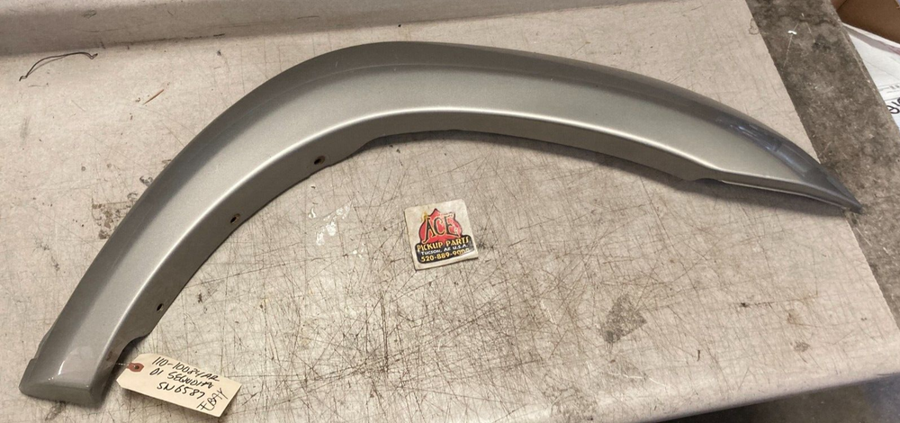 01-04 Toyota Sequoia 04 Tundra CREW CAB Right Pass Side FRONT Wheel Fender Flare