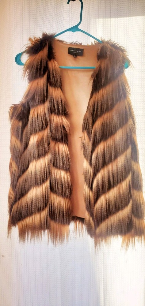 Romeo And Juliet Faux Fur Vest Cozy Winter Fashion Statement  