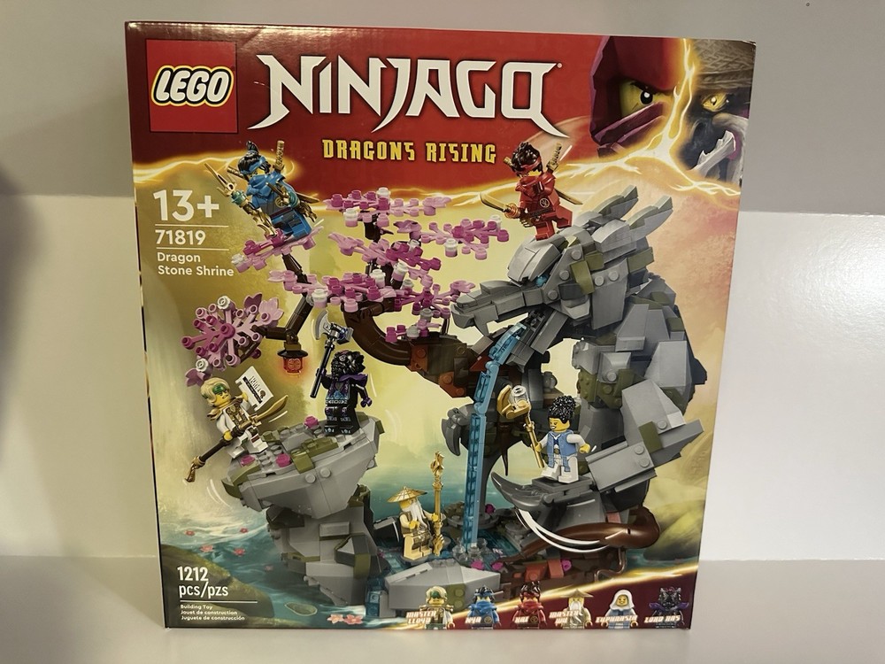 LEGO NINJAGO Dragon Stone Shrine 71819 Brand New Factory Sealed Building Set
