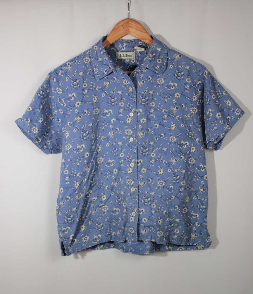 Vintage Womens L.L. Bean floral button down polo shirt