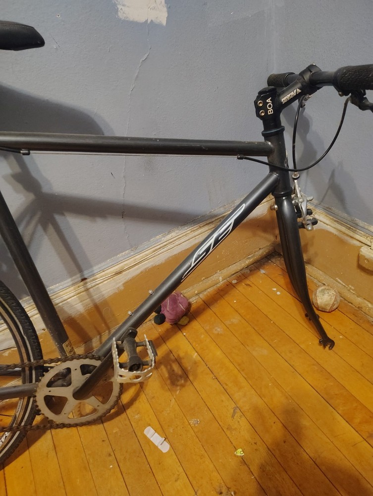 Mountain Bike 27.5 MTB Bicycle 18-Speed Sport Cycling for Adults Gt GTB Black