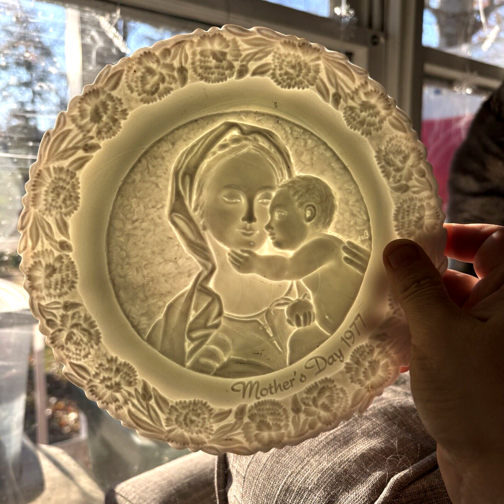 Vintage Fenton Satin White Mother's Day Plate 1977 Madonna and Child Signed