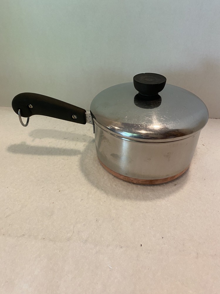 Revere Ware 1 1/2 QT Double Circle Pre 1968 Sauce Pan Copper Clad Bottom W/ Lid