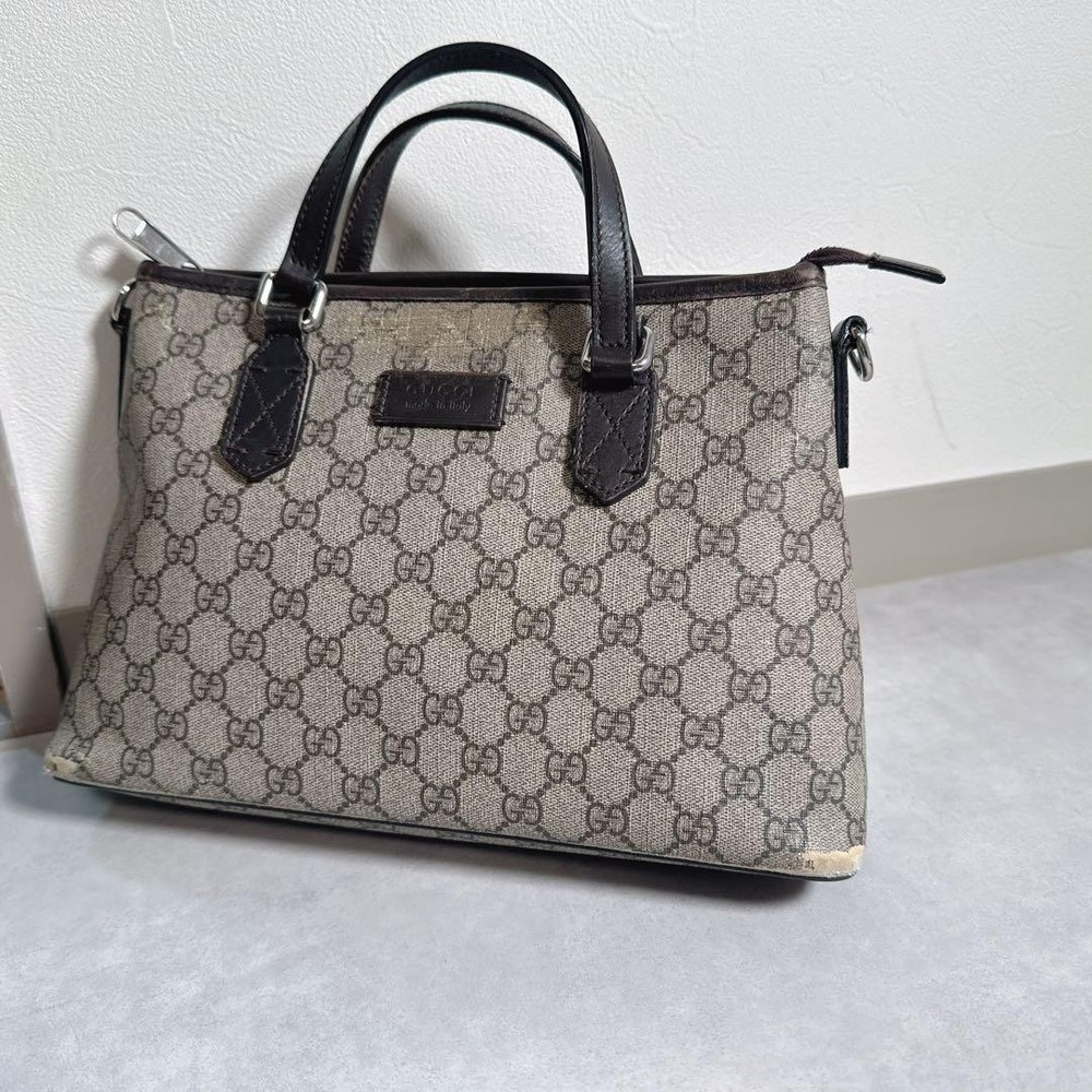 GUCCI GG Supreme tote bag with all-over pattern imported from Japan