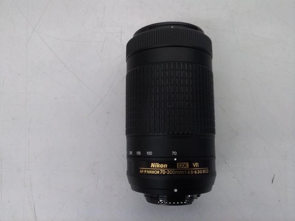 Nikon AF-S Nikkor 70-300mm f/4.5-6.3G ED Telephoto Zoom Lens Pre-Owned