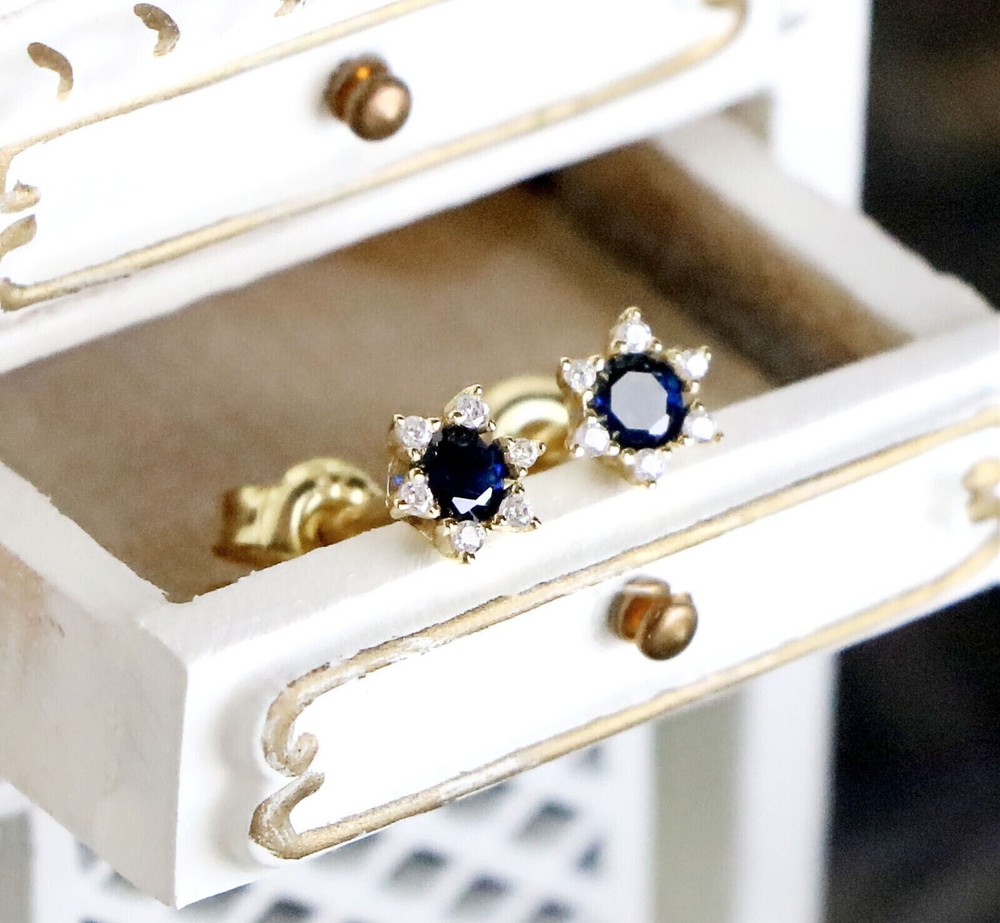 Round Cut Simulated Sapphire Flower Stud Earrings in 14k Yellow Gold Plated