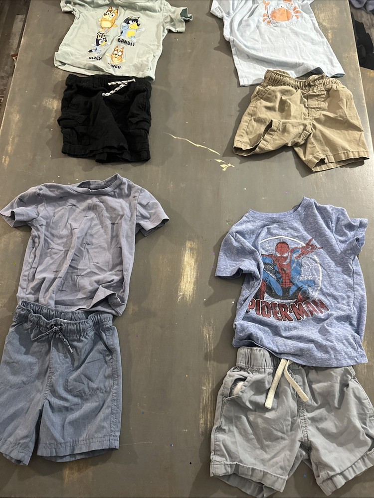 Spring boy toddler outfits 2T/18 Month Mix Lot Of 4 Outfits 8pcs In Total!