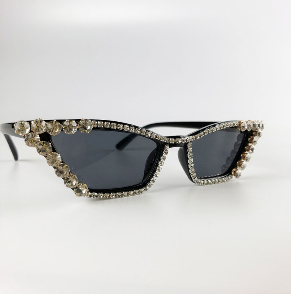 Stylish Diamond Frame Sunglasses for Men and Women