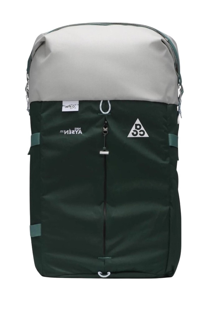 Nike ACG Ayson 32L Water-Repellent Hiking Backpack for All Conditions