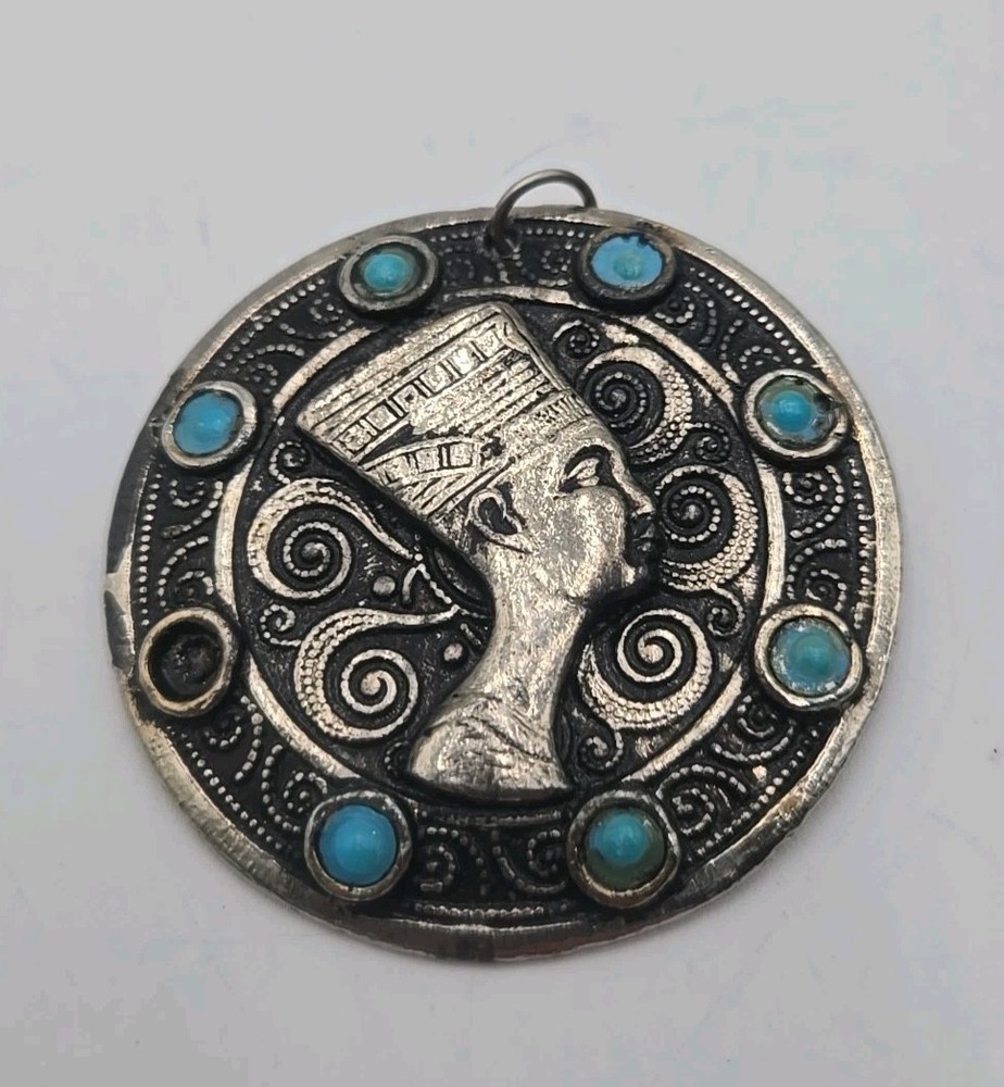 Heavy Vintage Egyptian Revival Nefertiti Pendant Silver Tone