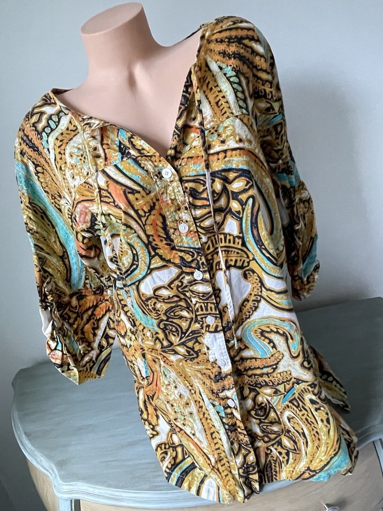 Colorful Gold Button V-Neck Tropical Palm Cotton Tee Size L 12 Coastal Regal Fun Top