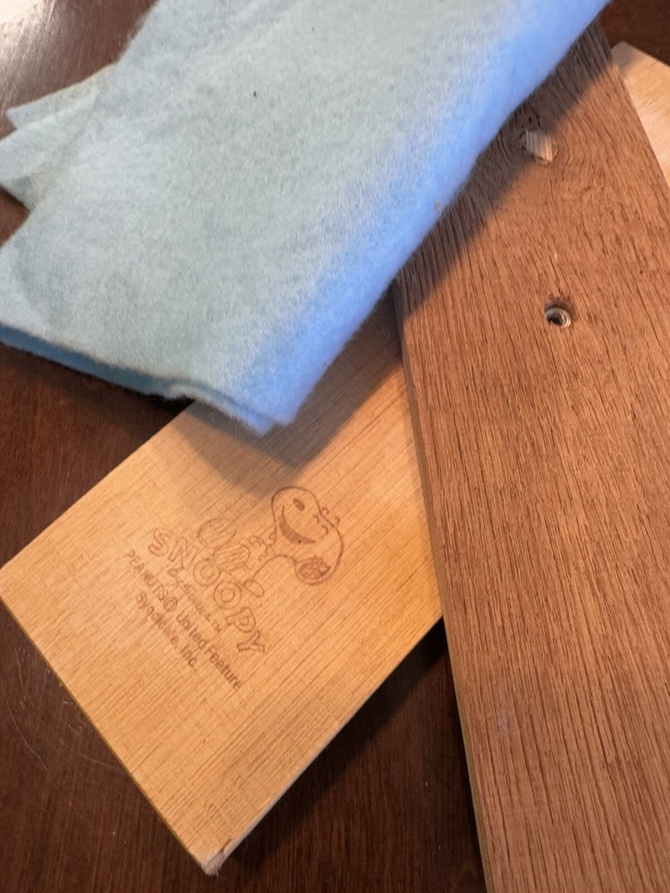 Peanuts A Charlie Brown Christmas Tree LINUS BLANKET & Wood Stand Replacements