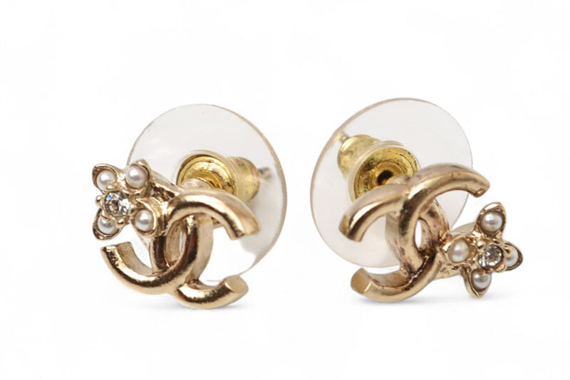 Chanel Mini CC Flower Rhinestone Gold Pierced Accessory C23 Authentic