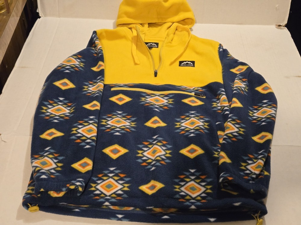 Massive Outdoor Fleece Sweatshirt Mens Small Aztec Southwest Yellow Quarter Zip