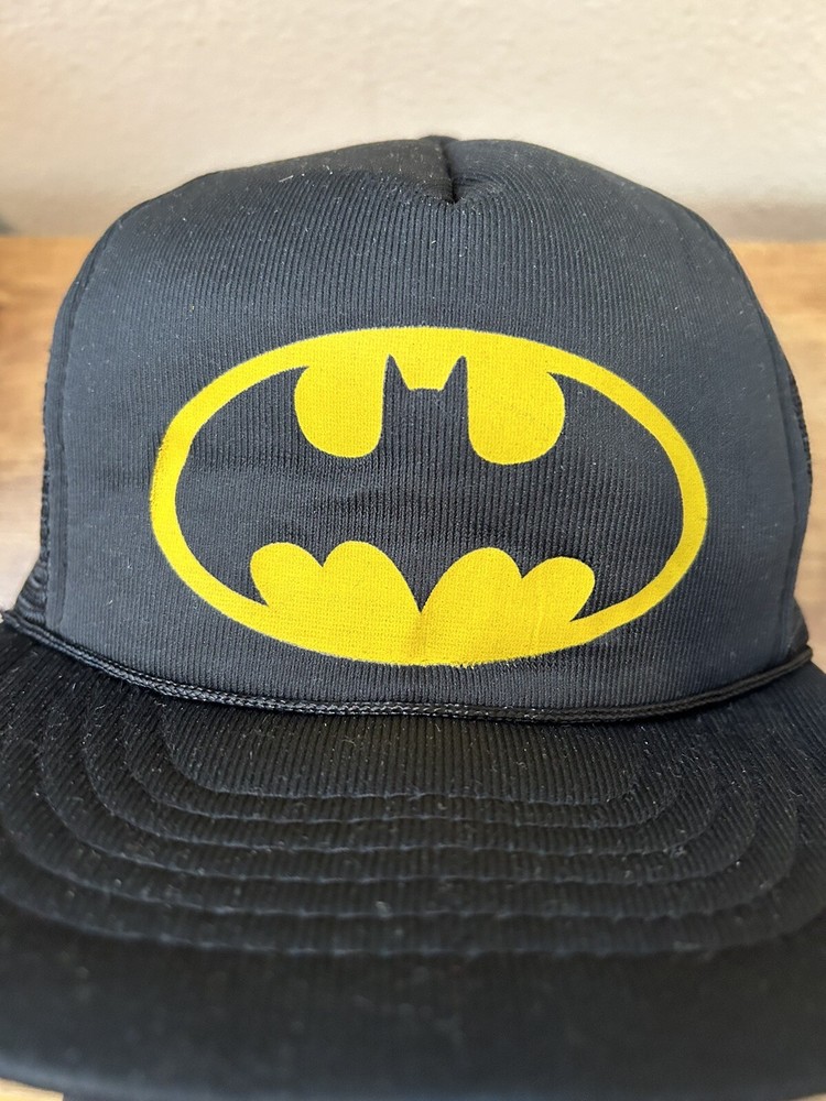 Vintage Batman Bat Symbol Black Snapback Trucker Hat Cap DC Comic Justice League