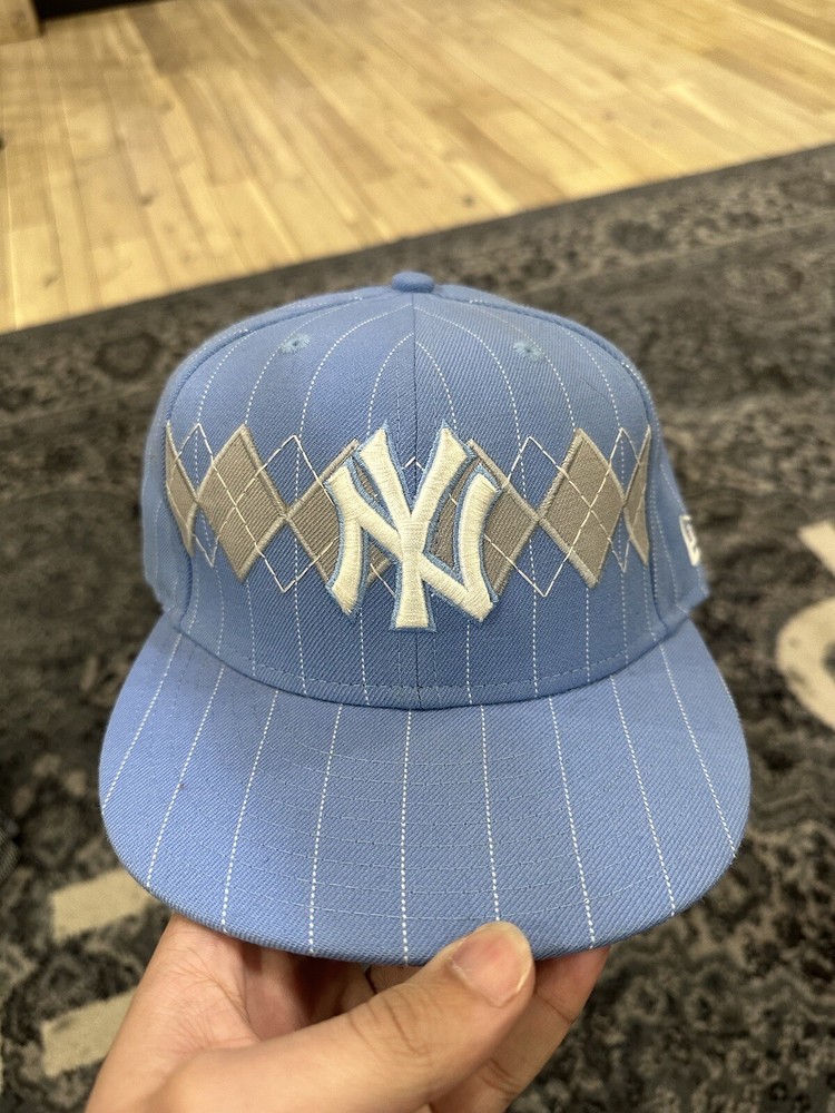 size 7/38 Sky Blue Yankee striped Fitted