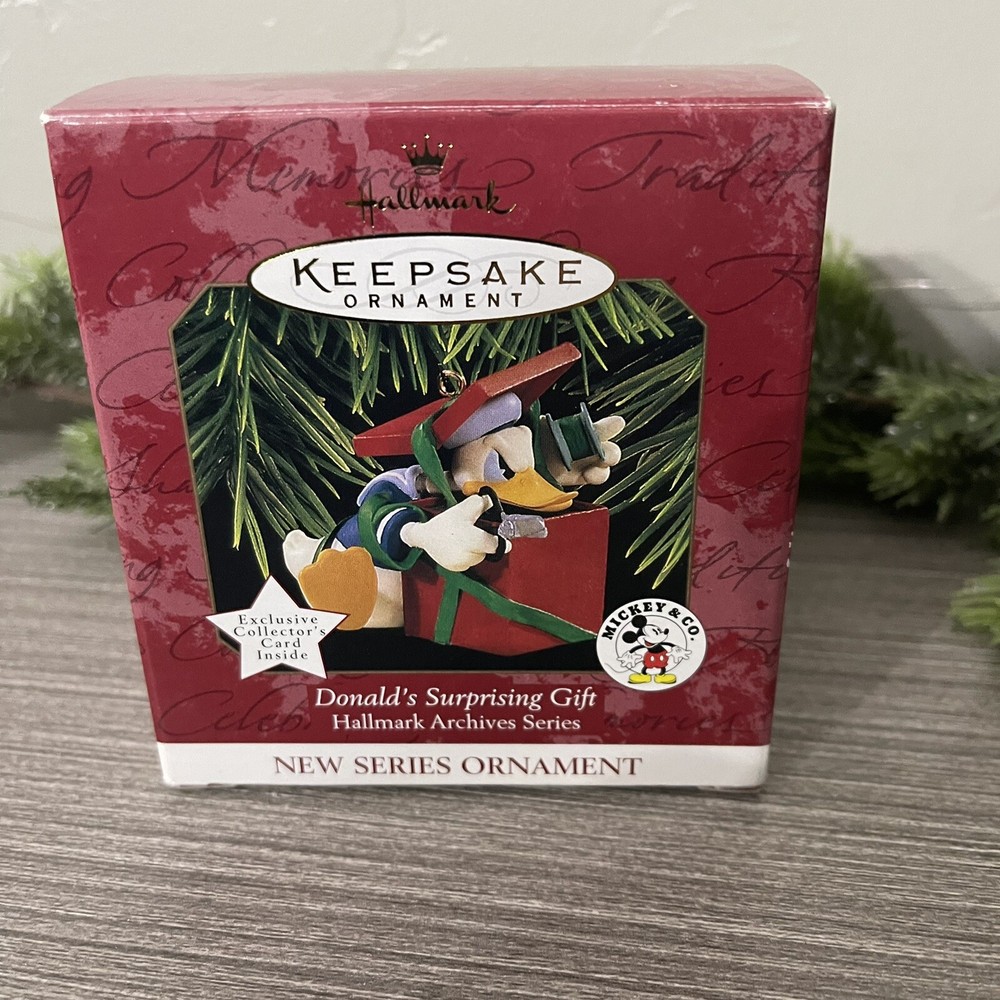 1997 Hallmark Keepsake Donald Duck Surprising Gift Archives Ornament
