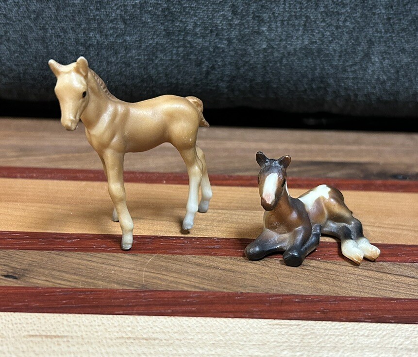 Breyer Horse Stablemates Vintage 1975 Thoroughbred Foals. Breyer Molding Co.