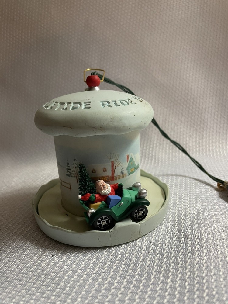 Hallmark Keepsake Ornament Yuletide Rider Light & Motion Santa 1992 Works!