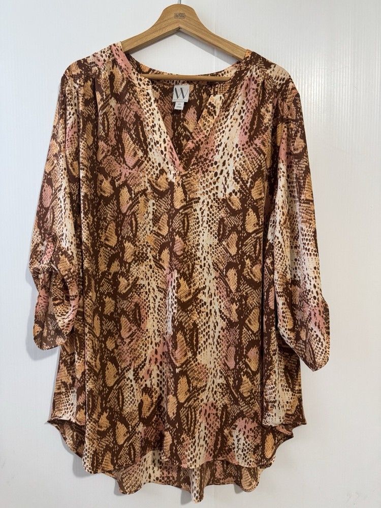 NEW Worthington Women's 2X Top Roll Tab Sleeve V-Neck  Snakeskin Print