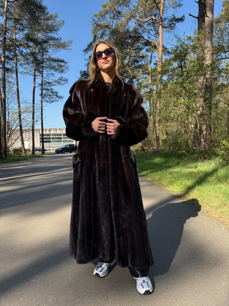 Full-Length Dark Brown Mink Coat L/XL High Quality Warm Thick Fur-image