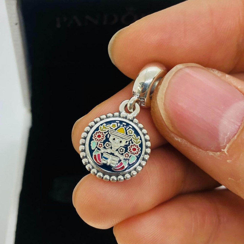 Pandora Engraving Day of the Dead hat and chili peppers Charm