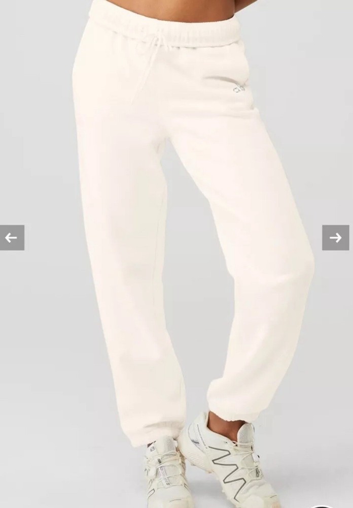 Alo Yoga Accolade Sweatpant Ivory XS With Tags Never Worn! NEW
