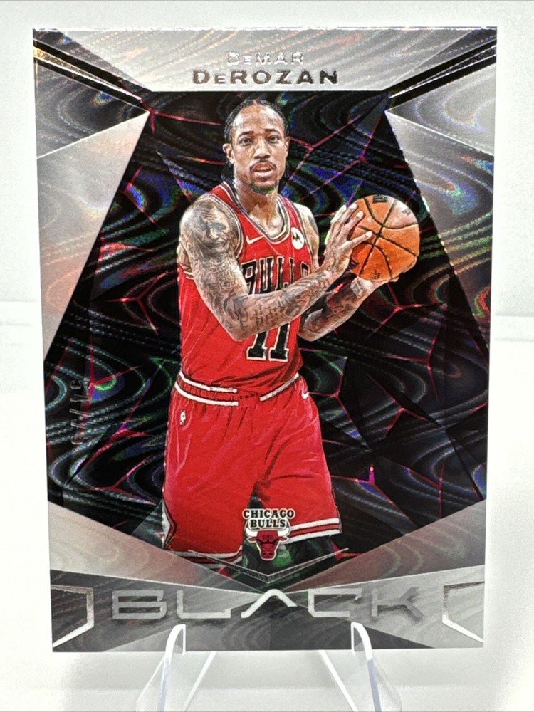 2023-24 Panini Black Basketball DeMar DeRozan #21 Chicago Bulls Card