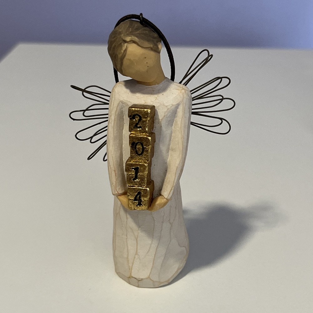 Willow Tree Angel Figurine by Susan Lordi 4 Inch Tall Demdaco 2014 No Box