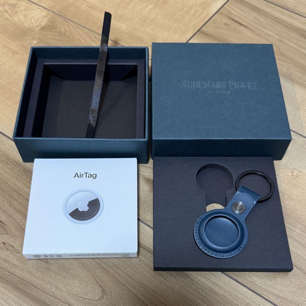 Audemars Piguet Leather Keychain with AirTag Holder – Luxury Accessory  